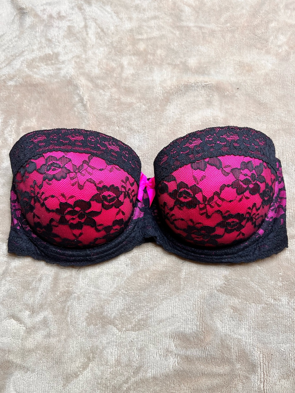 34D | La Senza 'Perfectly Me' Black and Pink Floral Lace Strapless Bra